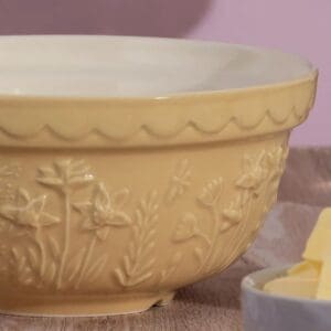 Mason Cash In The Meadow Mixing Bowl Daffodil