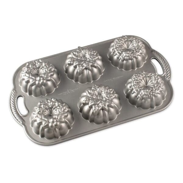 Nordicware Wreathlettes Baking Pan