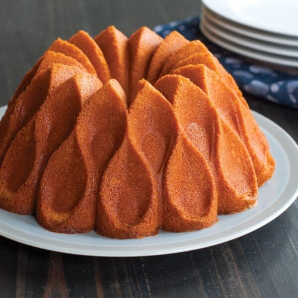 Nordicware Bundt Crown Pan - Image 3