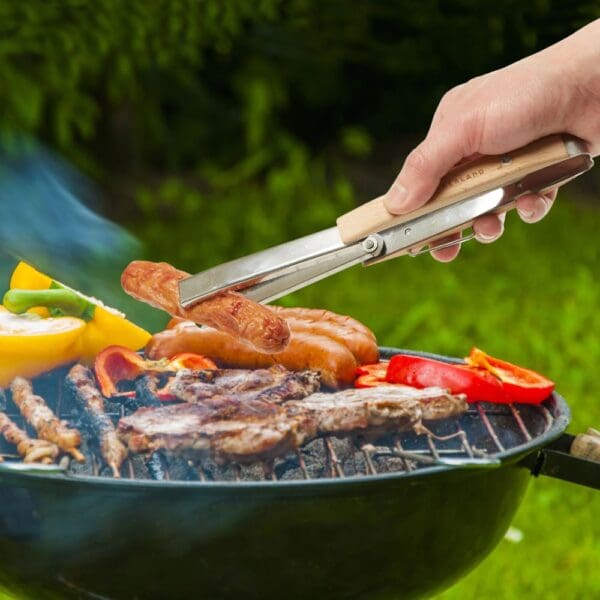 Kikkerland Expandable Tongs - Image 3
